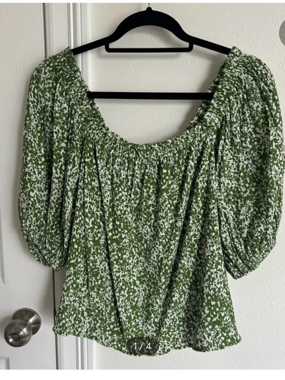 Abercrombie and Fit h szL Green on/off Shoulder Peasant Blouse - Women Tops